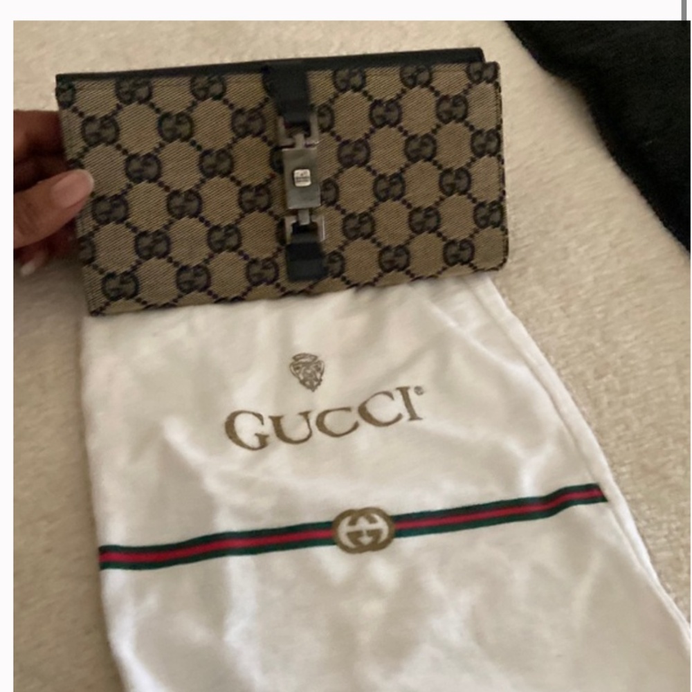 GUCCI GG MONOGRAMMED Bi-FOLD WALLET